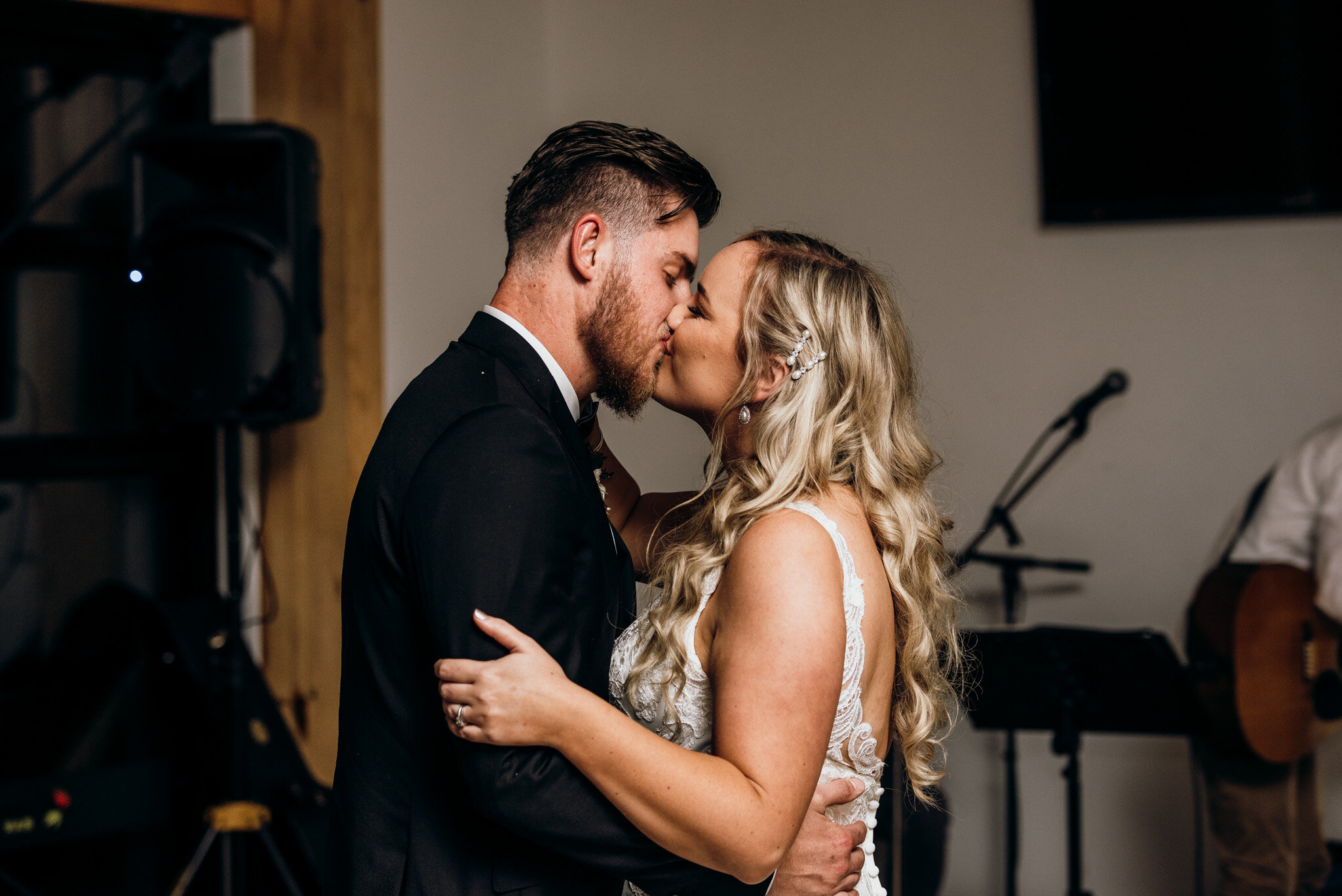 N&B New Plymouth Wedding-182.jpg