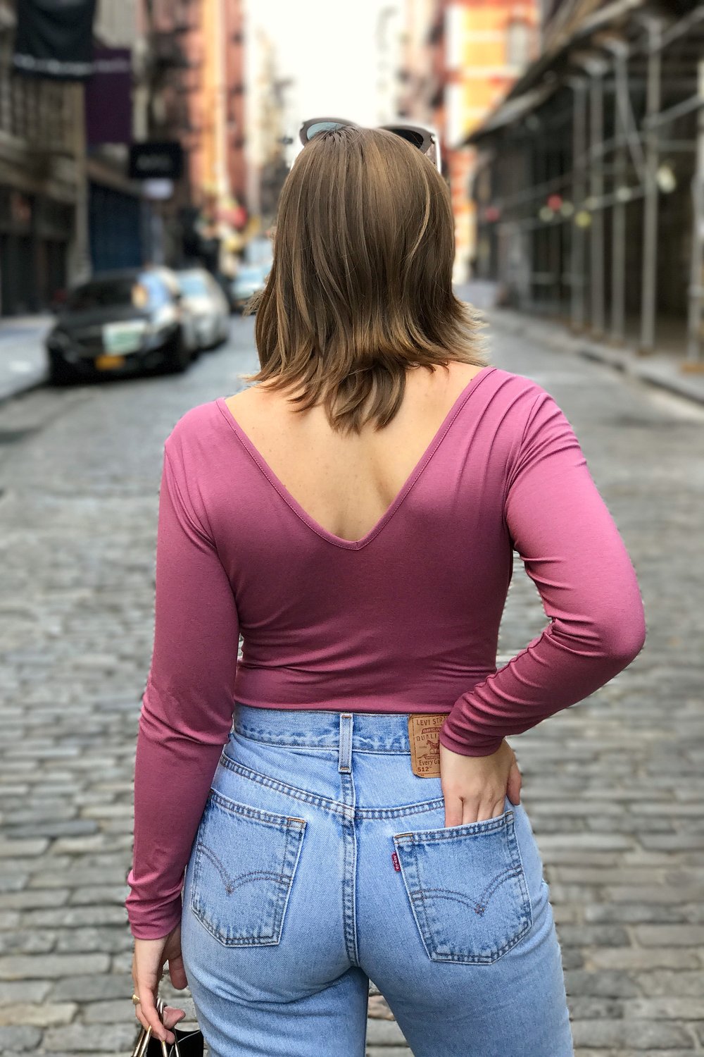 det sidste Pick up blade konkurrerende HOW TO SHOP FOR VINTAGE JEANS WHEN YOU'RE PETITE & CURVY — The Petite Pear  Project