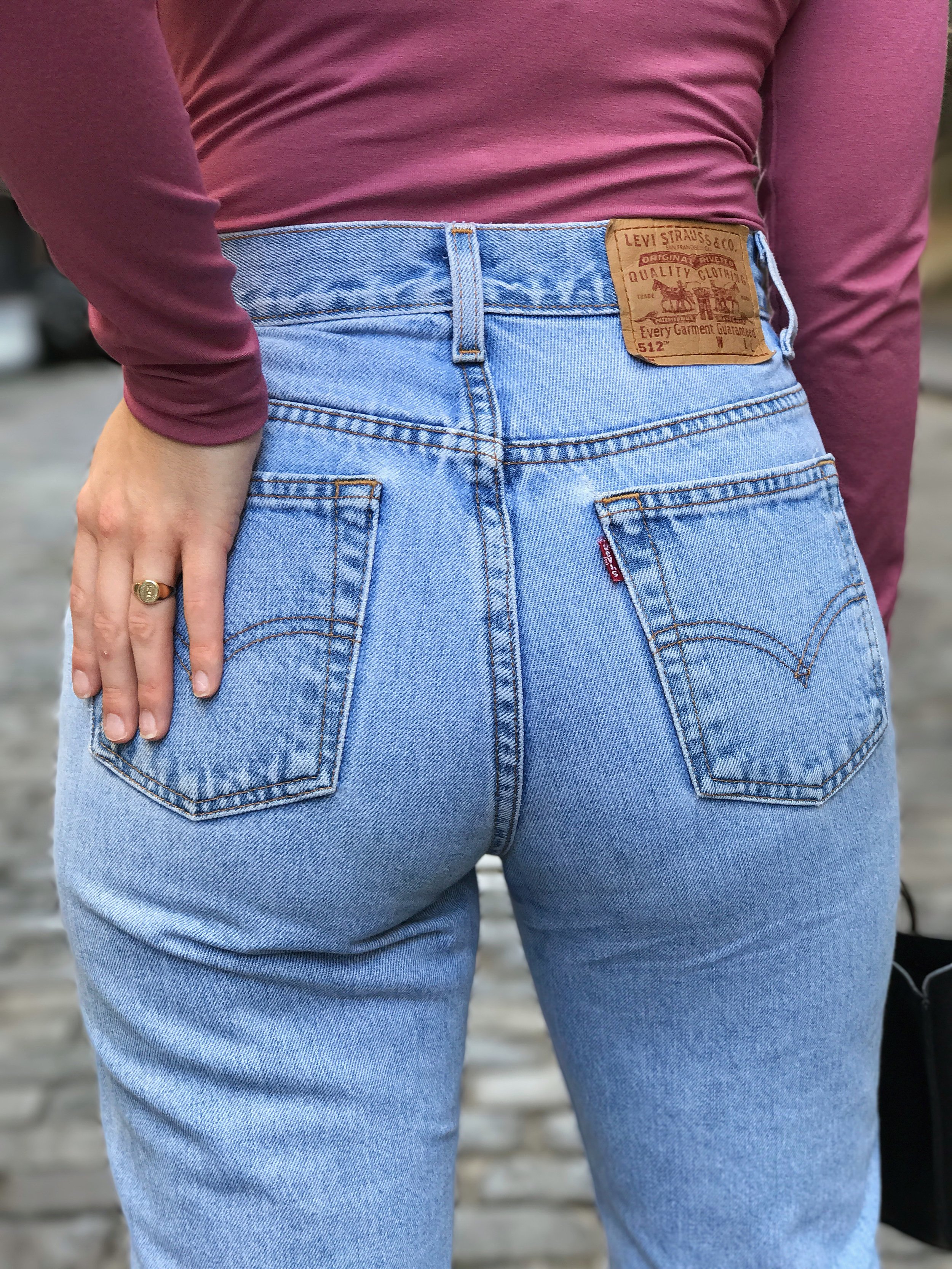 HOW TO FOR VINTAGE JEANS YOU'RE PETITE CURVY — The Pear Project