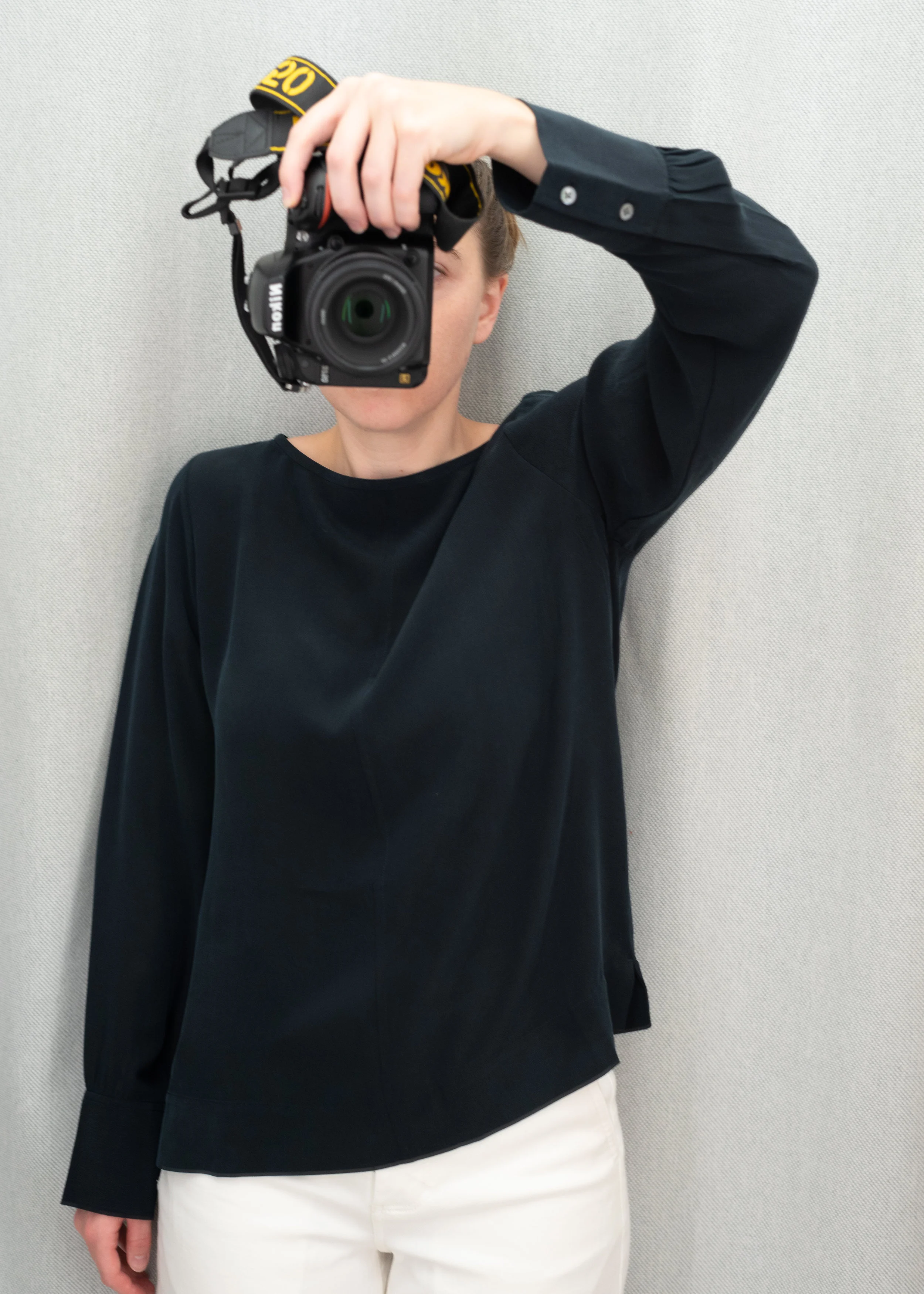 Everlane The Clean Silk Boatneck Blouse - Size 6 - Front View