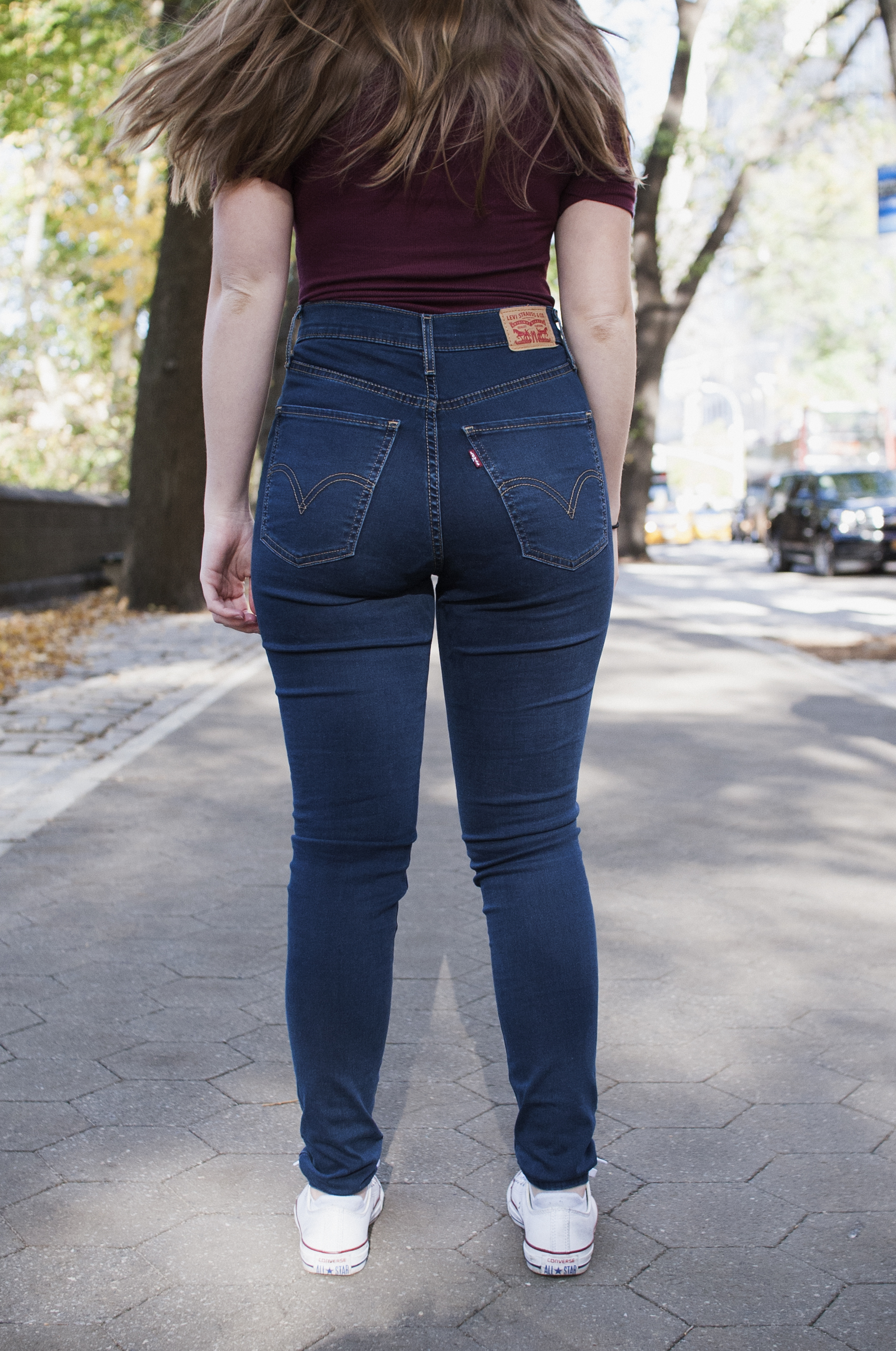 levi jeans for curvy figure