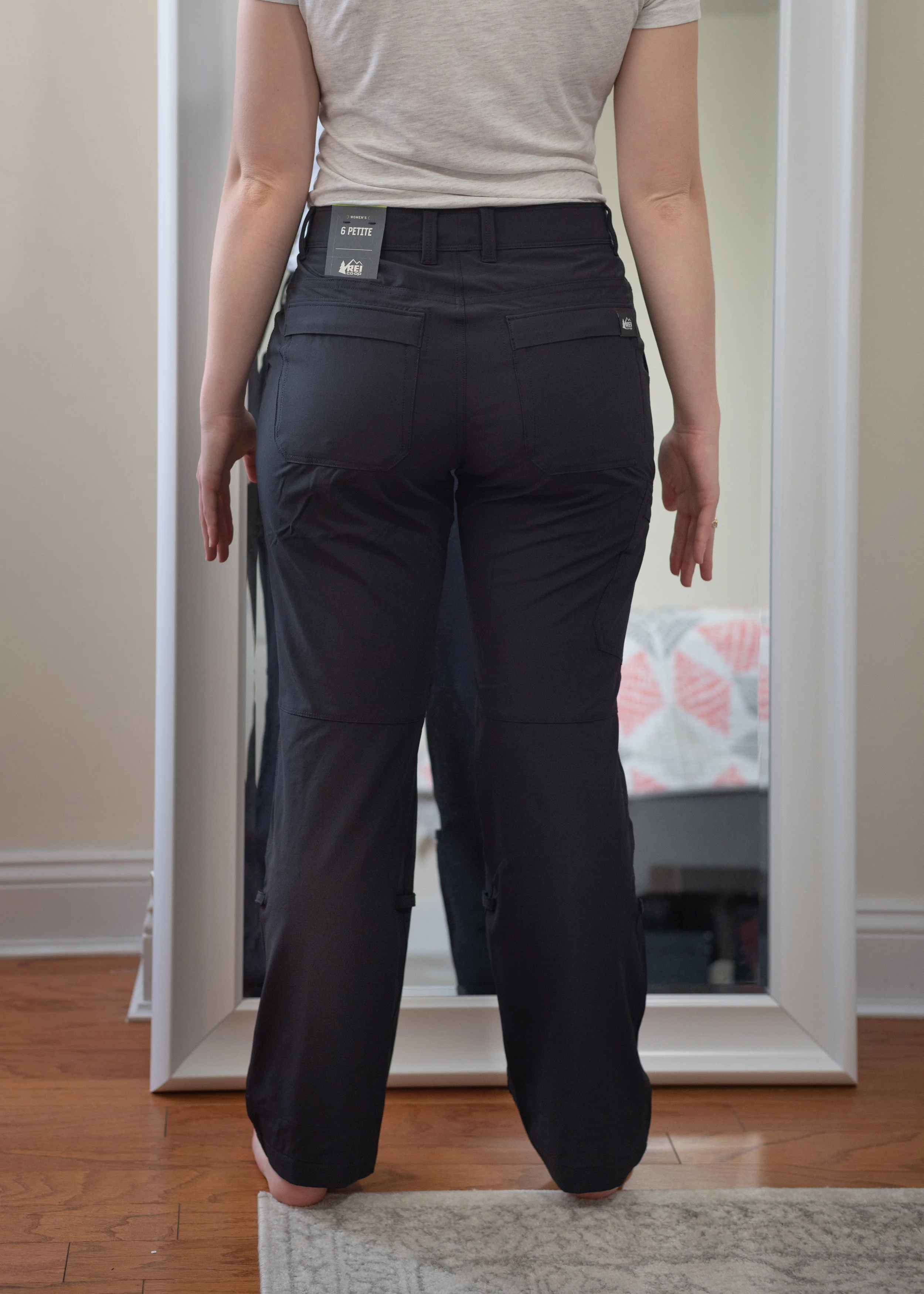 PEAR-FRIENDLY HIKING PANTS 