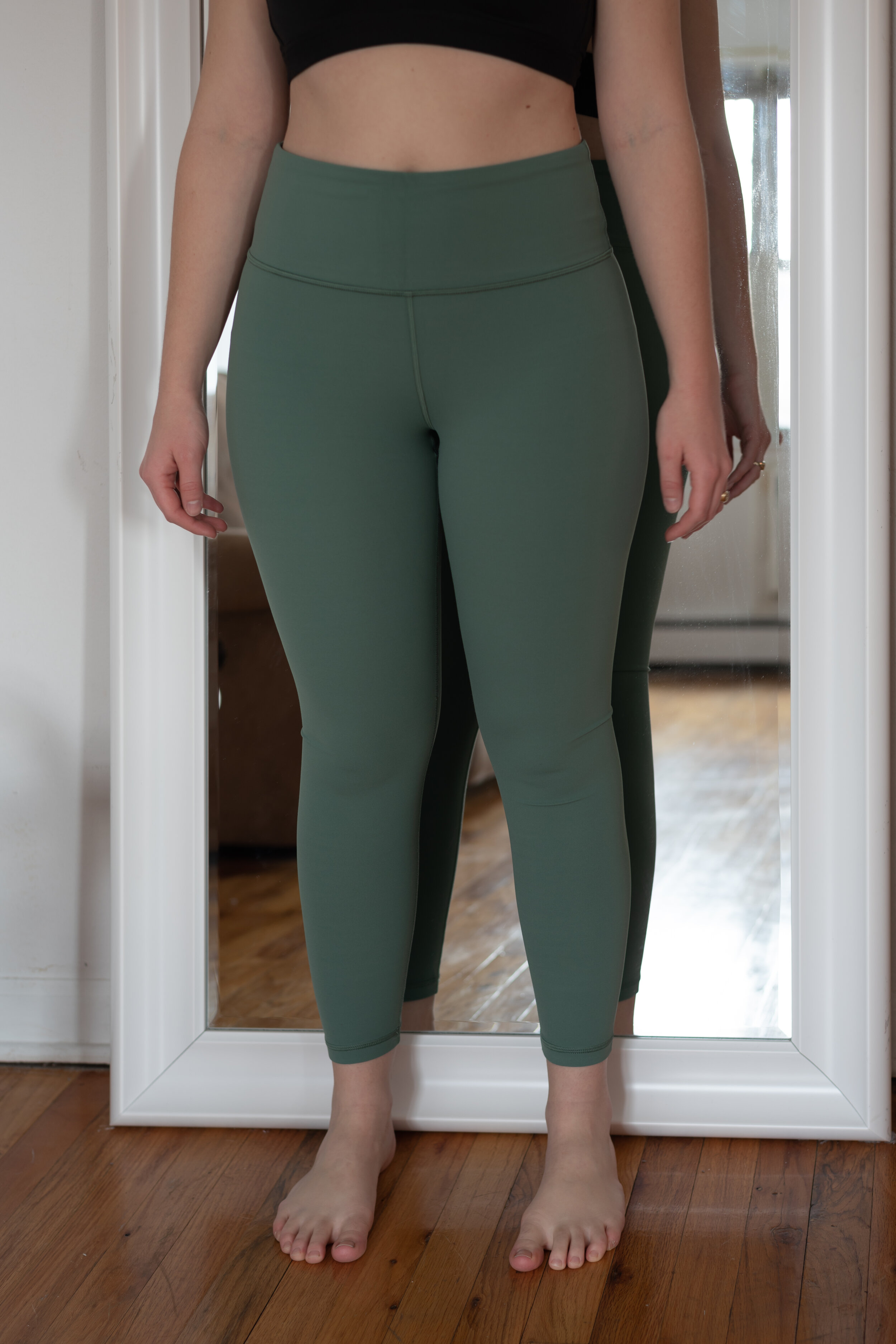 THE BEST AND WORST WORKOUT LEGGINGS FOR PETITE PEARS — The Petite Pear  Project