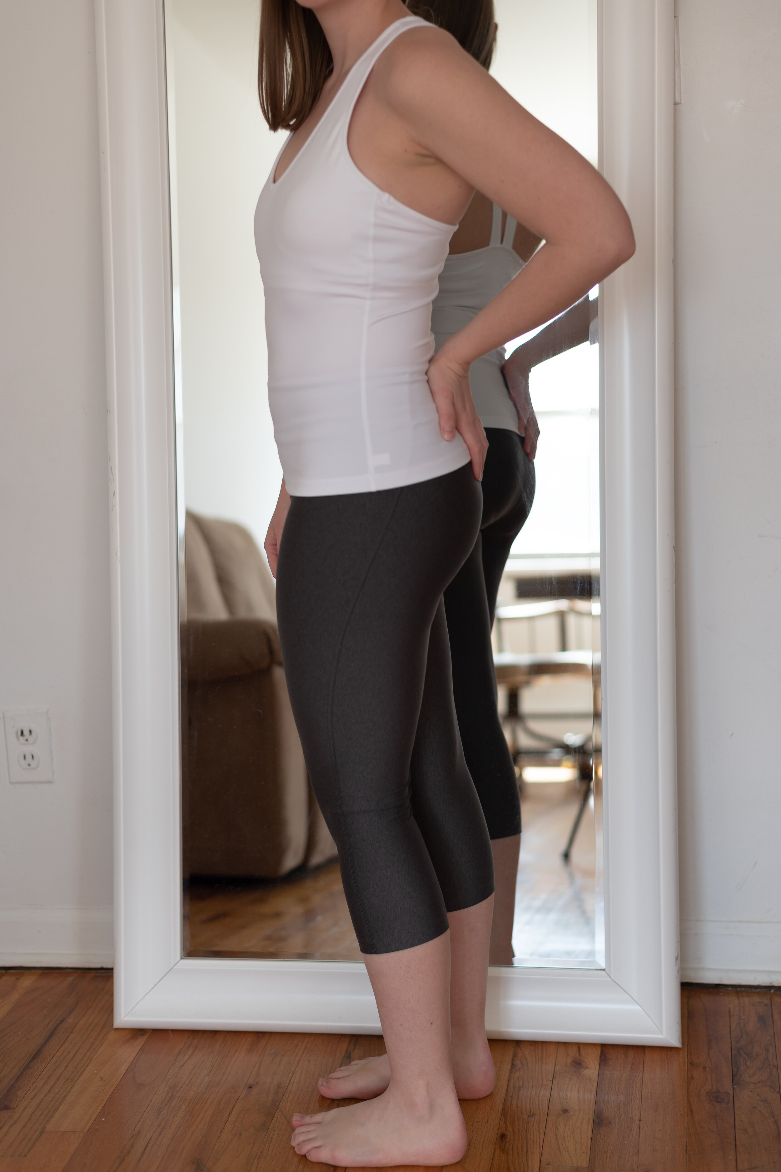 PETITE-FRIENDLY WORKOUT TANK TOPS 