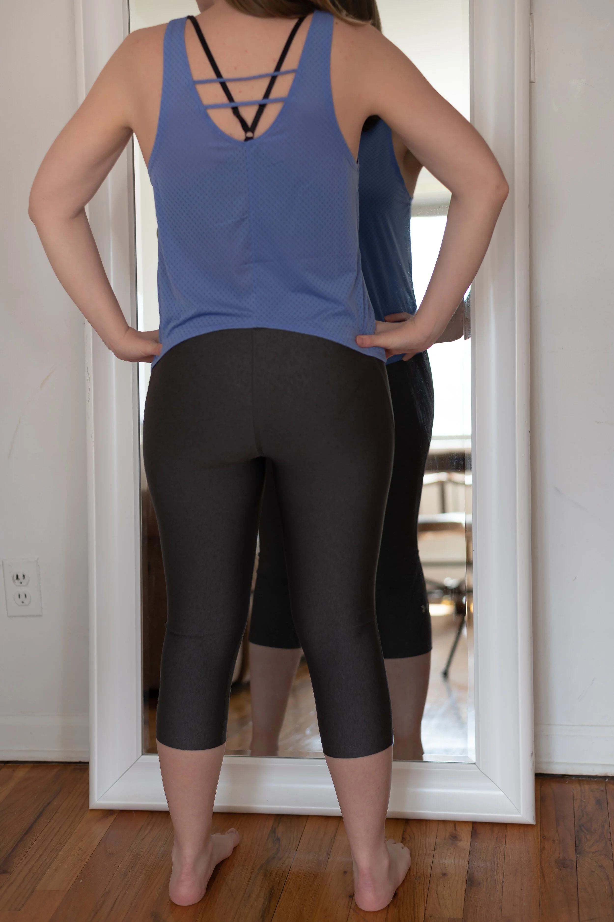 PETITE-FRIENDLY WORKOUT TANK TOPS 