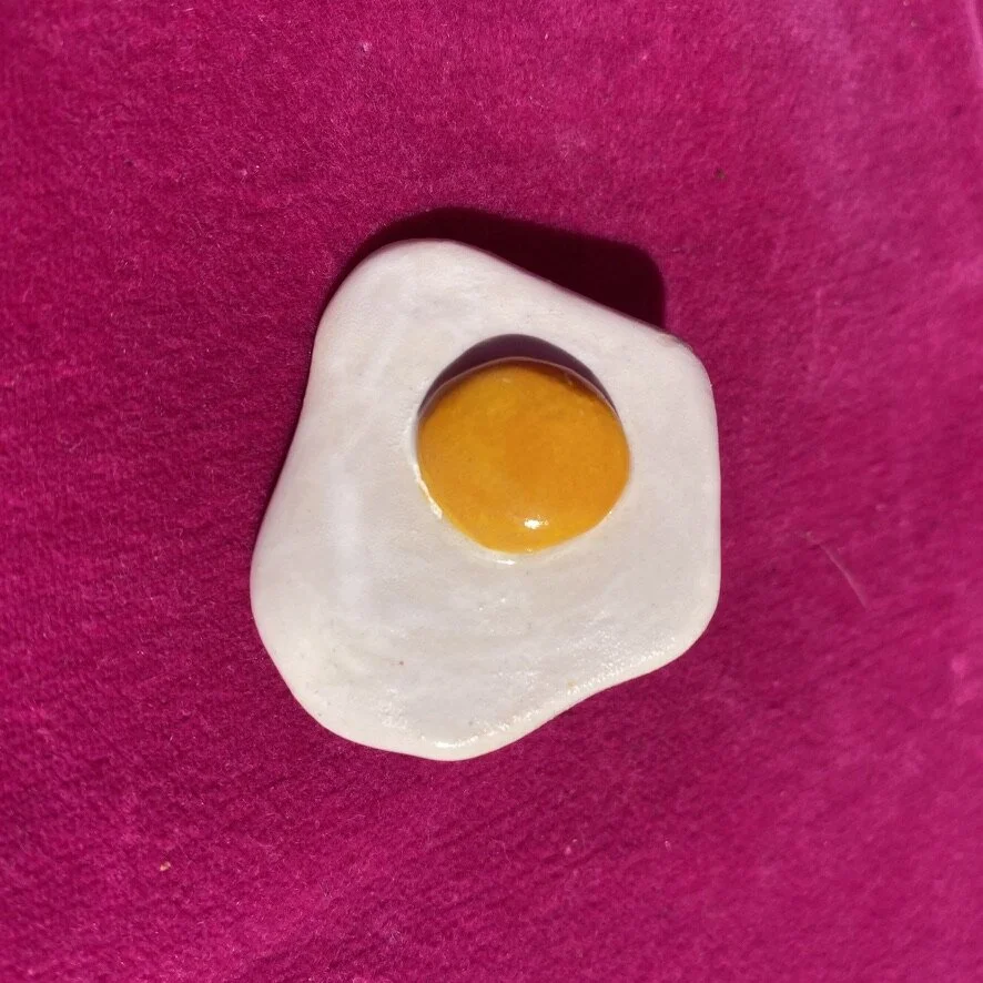 Ceramic Sunnyside-Up pin by Hildy-Ng