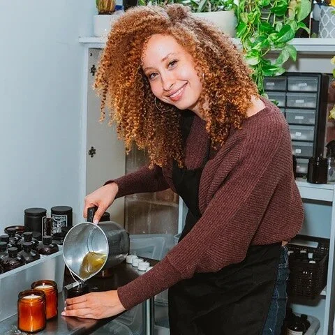 Good morning and welcome new local Bliss! 💜🕯️💜

Super excited to have 2 new candles for spring summer in from Queens based @paigescandleco 

Limited Edition: Coconut cream 
Has notes of coconut milk, vanilla bean and cardamom cream 😋🥥 

&amp; Ea