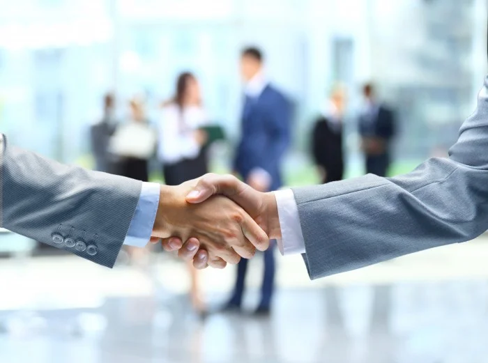 The Art of a Handshake - How to Network Properly