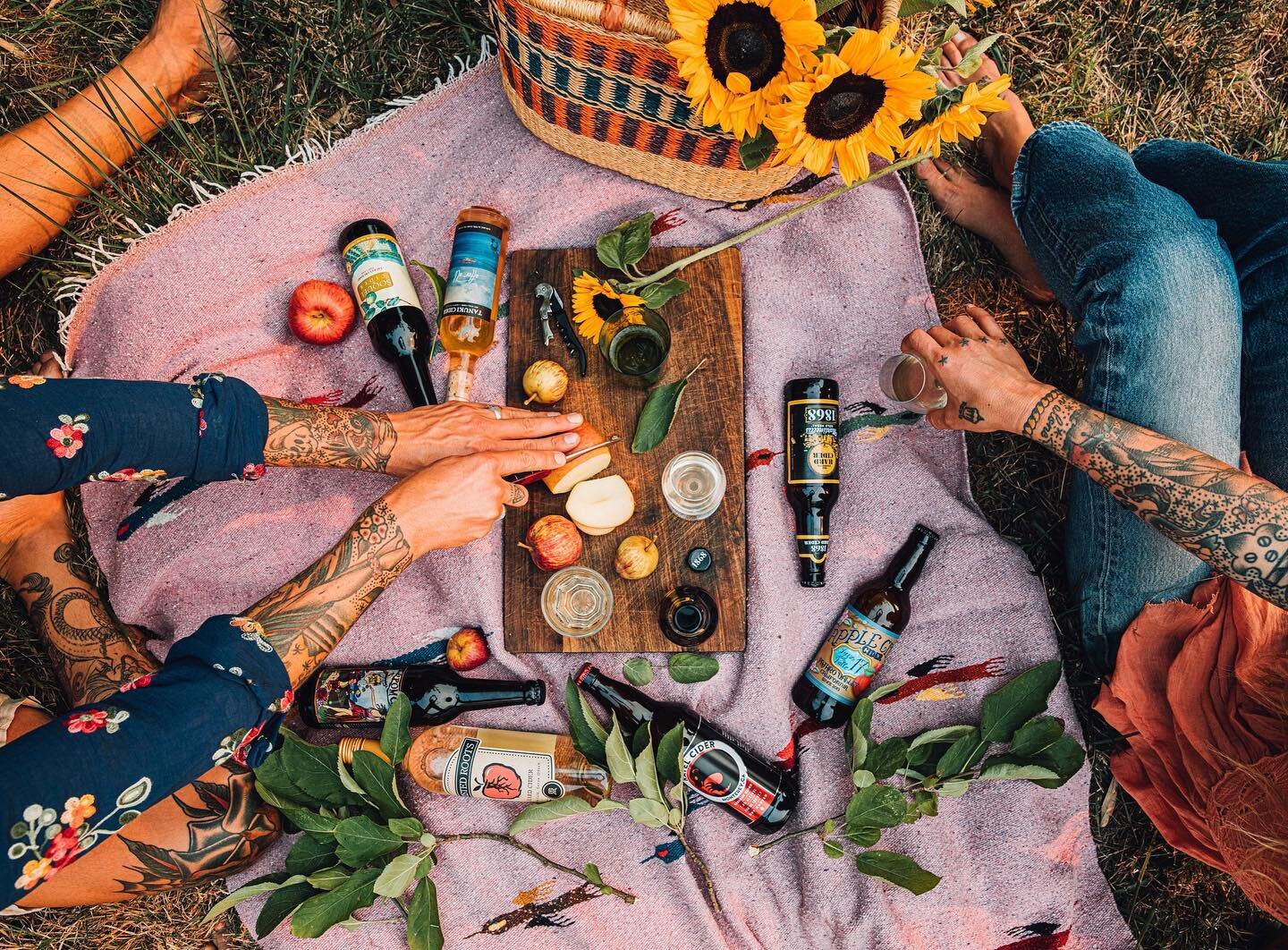 Escapist scenes from the weirdest year ever.

Local ciders shot for @ediblemontereybay with @theaperoclub 🤝 hand modeling under what was, at the time, a sky ominously orange from the fires. A 2020 lesson: cherish creative opportunities amidst all th