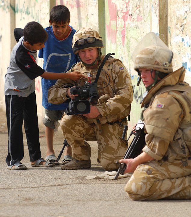 Gary Tyson filming in Iraq during Operation Telic, 2006.