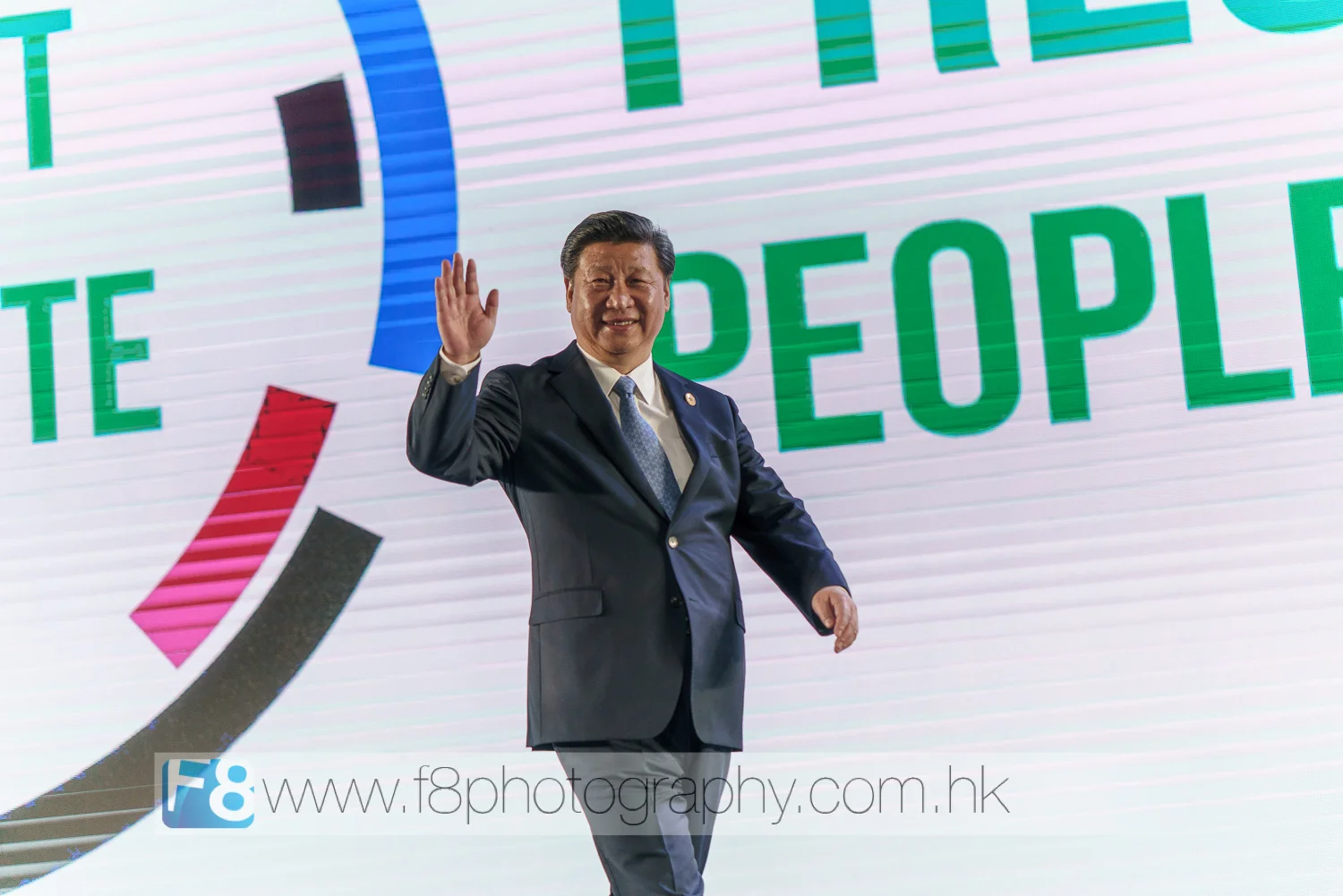 president of china mr Xi Jinping arrives on stage at apec 2015.