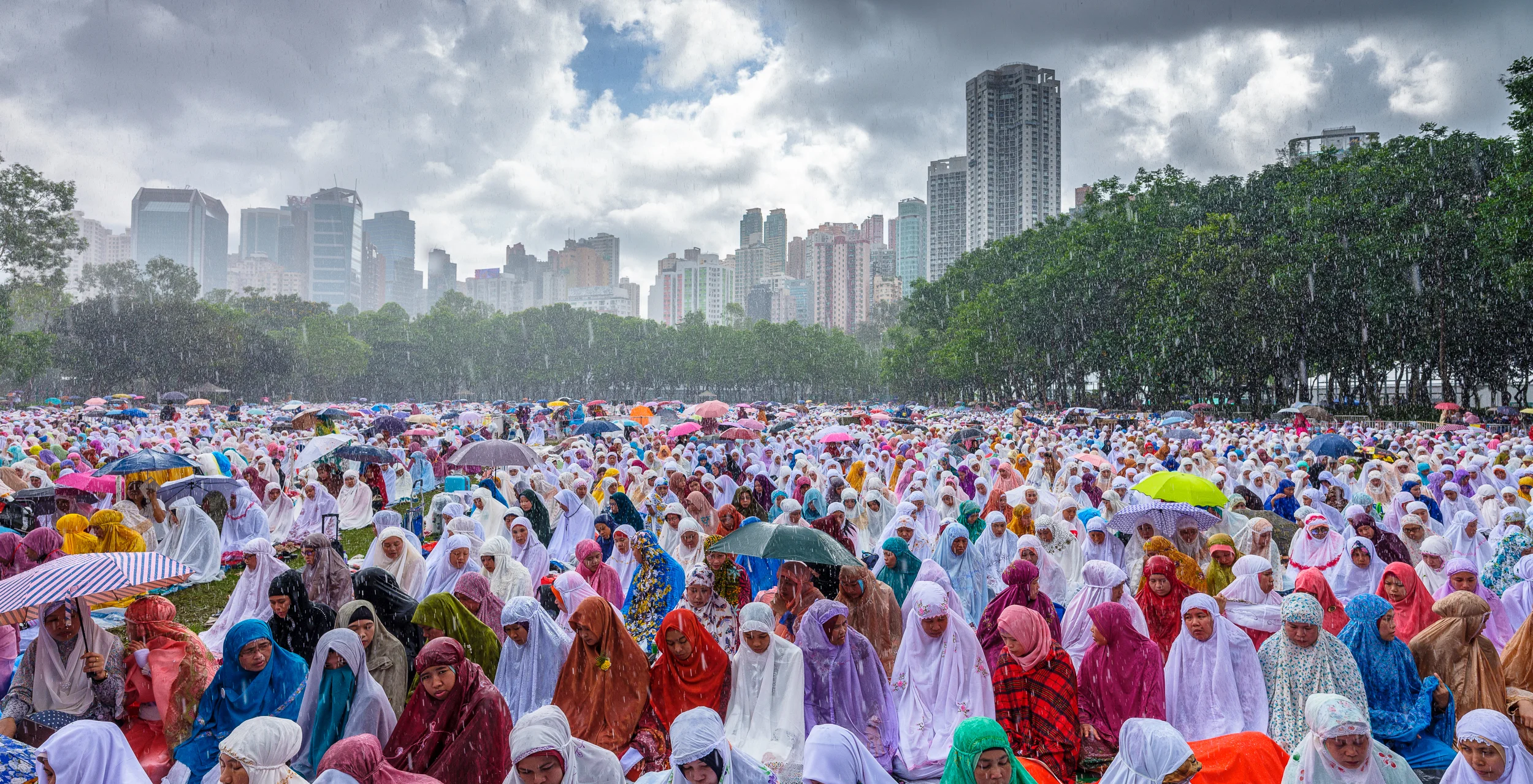 Eid al-Fitr Hong Kong with Fuji GFX 110mm & 23mm