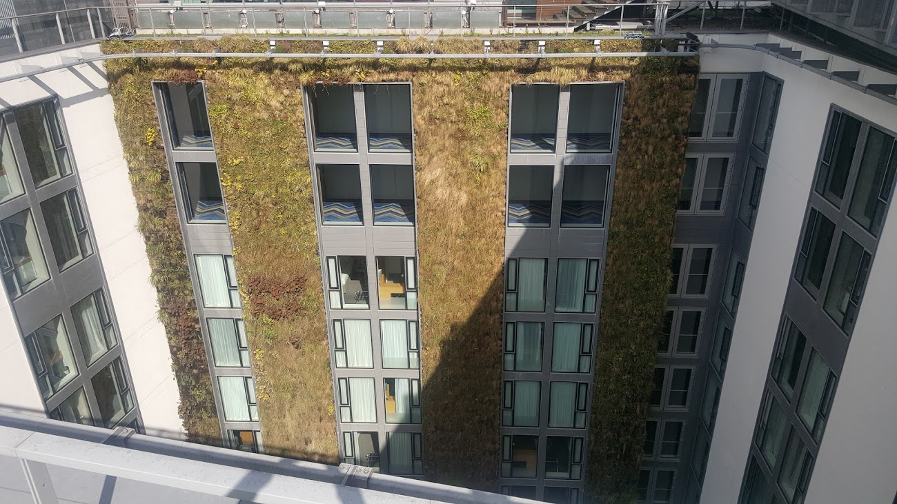 Frosts - Doubletree by Hilton, 7 Pepys St EC3N 4AF