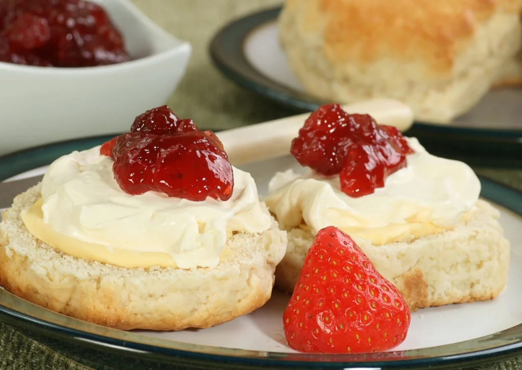 cream tea.jpg