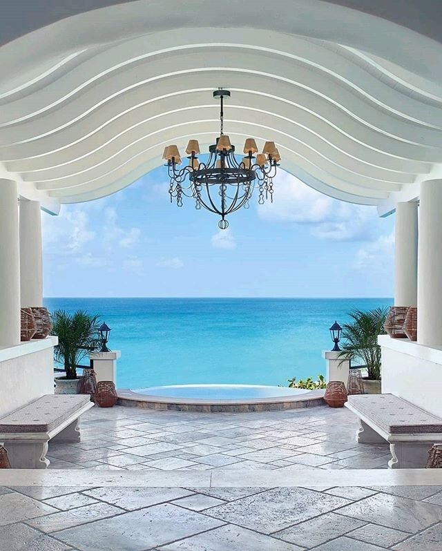That moment when you discover a hidden corner of the world 😍🙏⠀
⠀
📷:@belmond⠀
#belmondlasamanna #lasamanna #belmondhotel #TheArtOfBelmond #StMartin #Caribbean #interiordesign #mintgroup #beachviews #hospitalitydesign #luxuryhotels #furniture #hotel