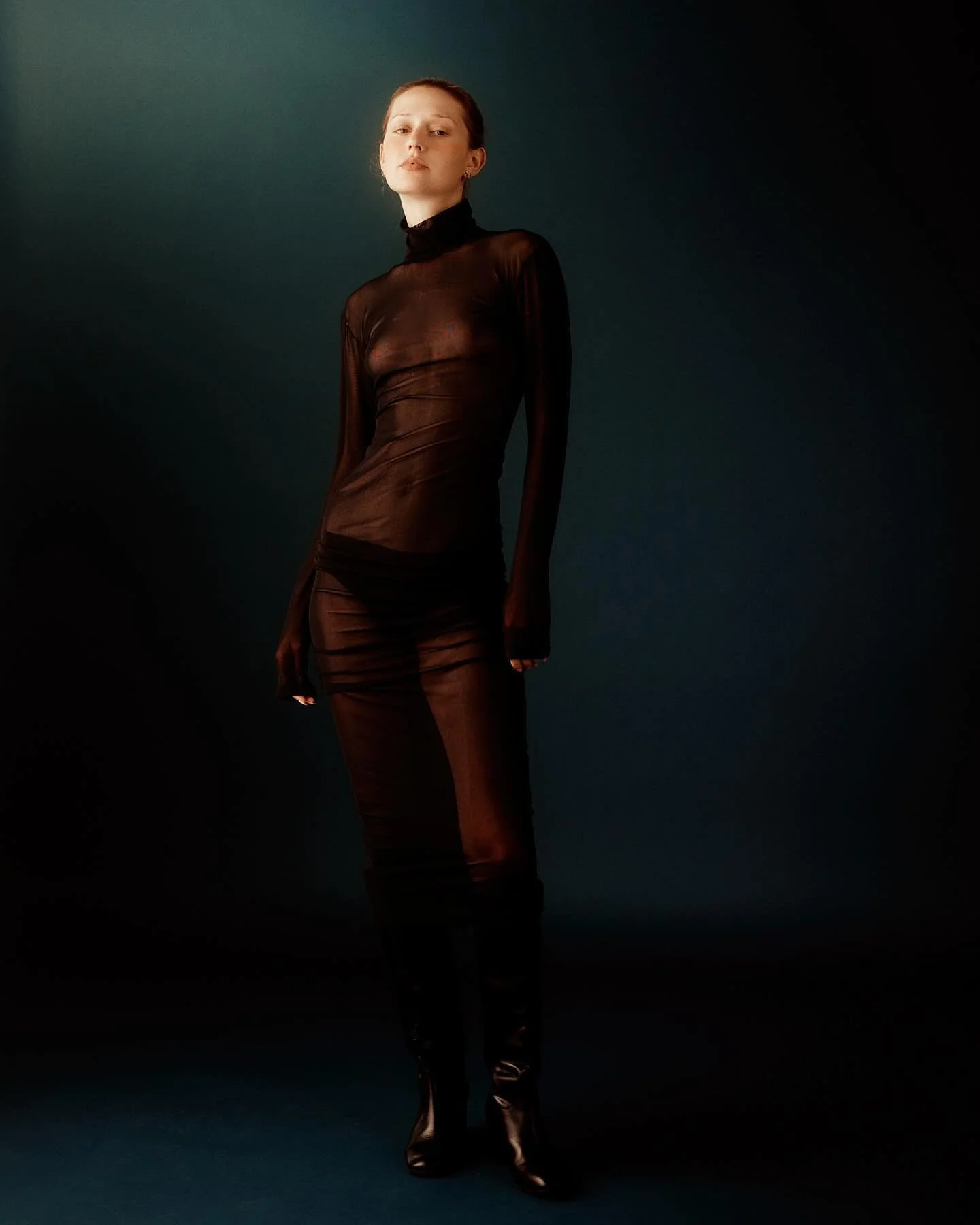 Updates for @freyjarefoy before the studio gets too cold! 

#london #studio #fashion #photography