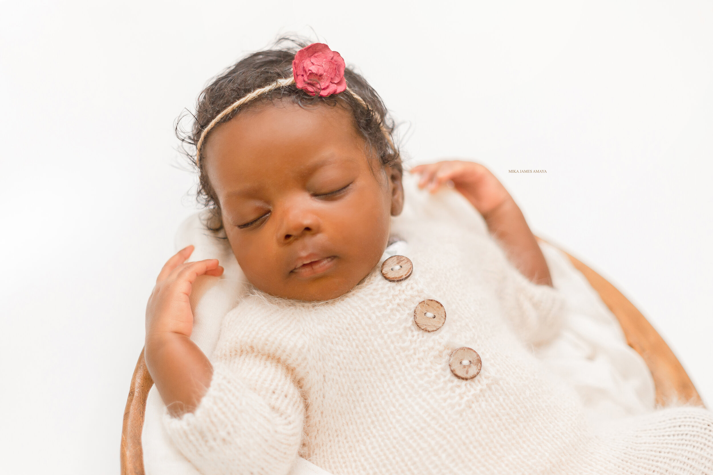 Amazing's Newborn Portraits (20).jpg
