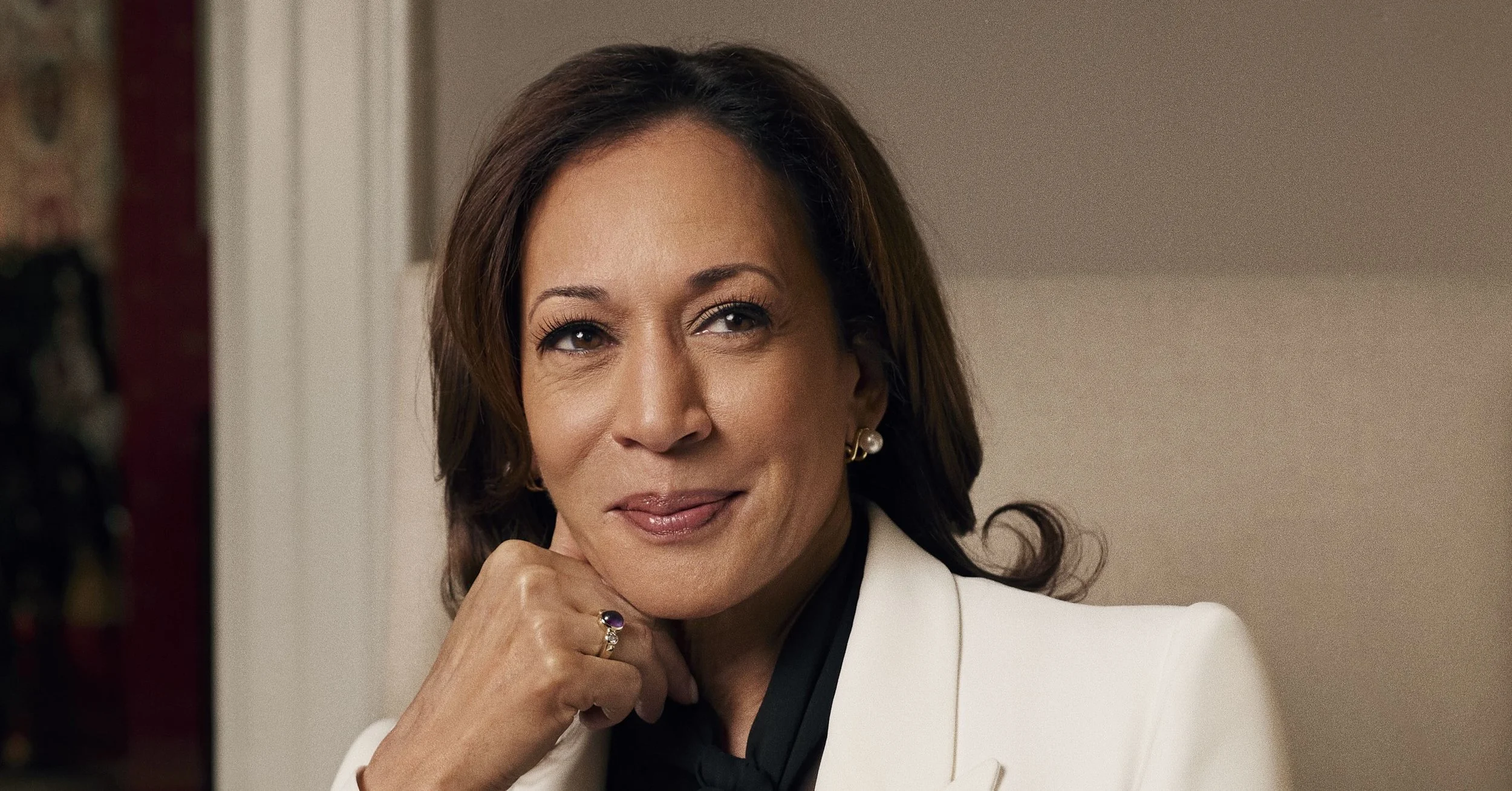 VP_KAMALAHARRIS_FLO0323.jpg