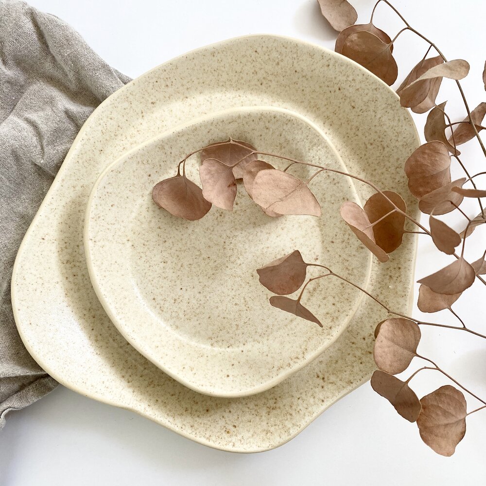 Featured image of post Clay Plates And Bowls / Serving bowls pasta bowls vegetable bowls.