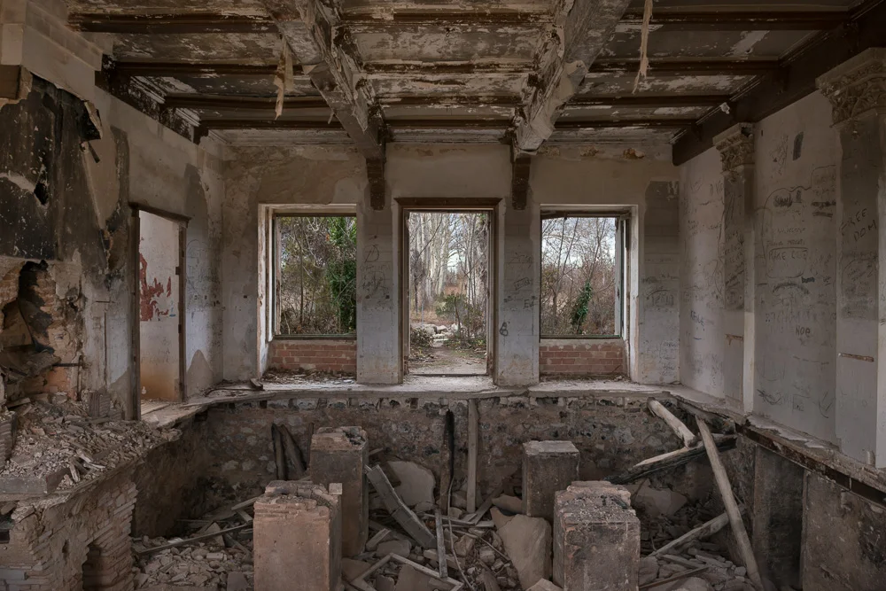 ruins-8.jpg