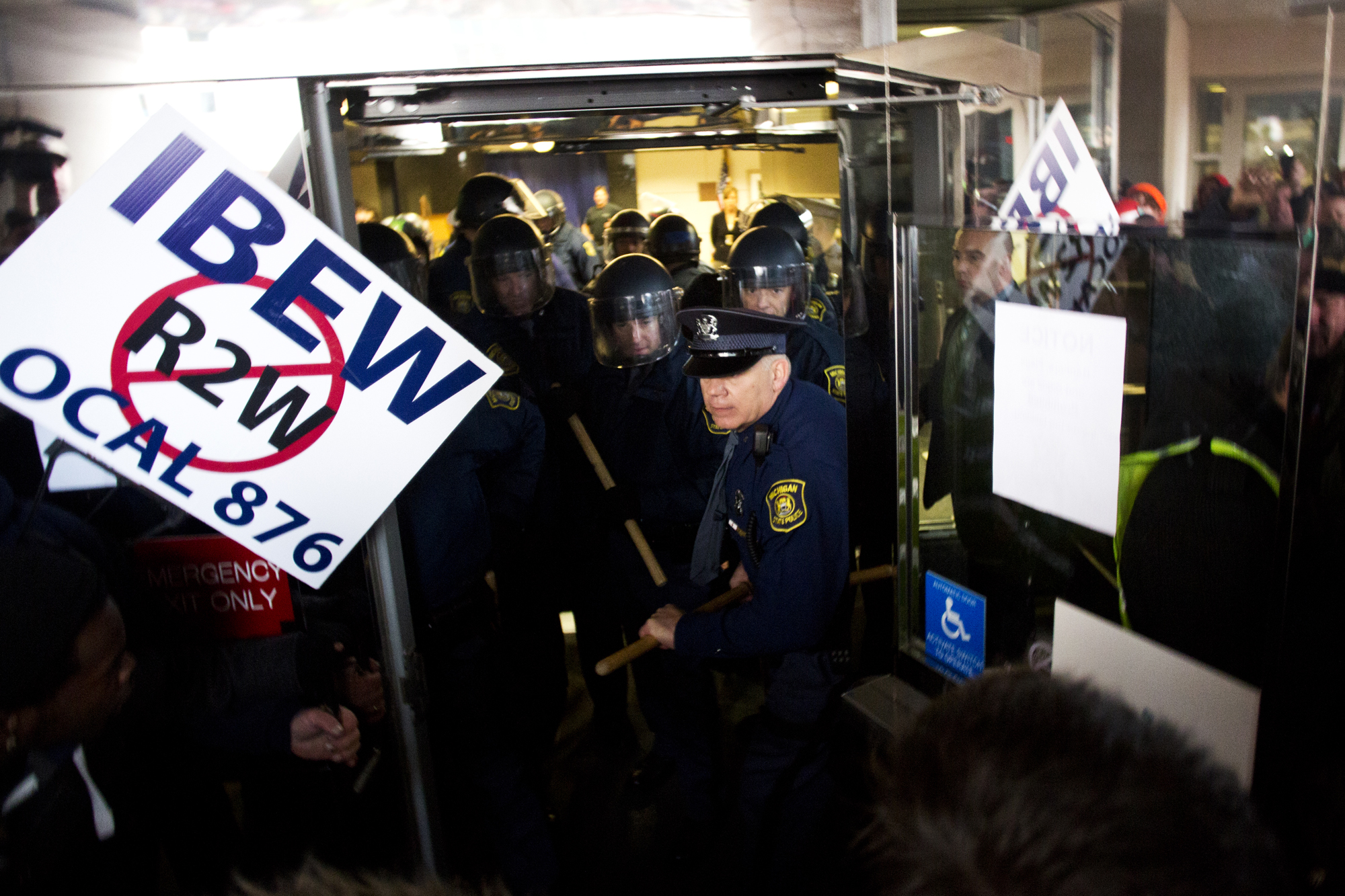 MTR_rtwprotest04.jpg