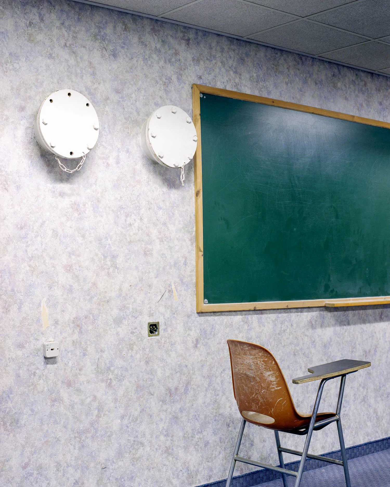 Classroom, Hebrew University, Mount Scopus, Jerusalem, 2007, Chromogenic print, 30" x 20"