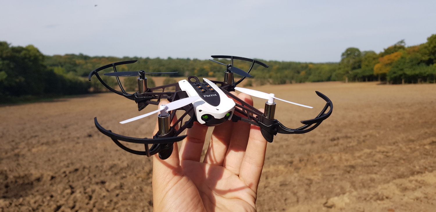 parrot mambo drone — WhatGear Tech Reviews from UK — WhatGear