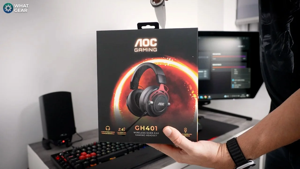Agon GH401 gaming headset hero.jpg