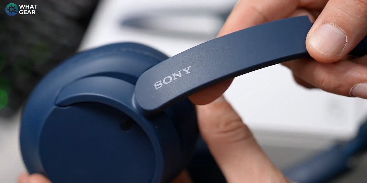 Sony WH-CH720N Review: Feature Packed Headphones on a Budget