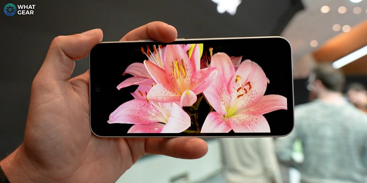 Samsung Galaxy A54 - display.jpg