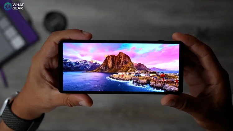 Sony Xperia 1V - PROS & CONS of Switching From iPhone cipads freeads