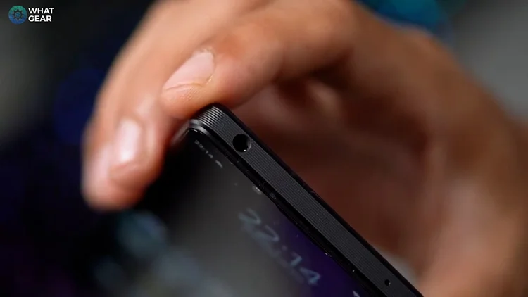 Sony Xperia 1V - PROS & CONS of Switching From iPhone cipads freeads