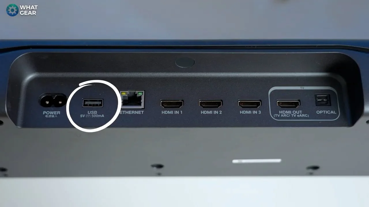 JBL Bar 1000 review USB.jpg