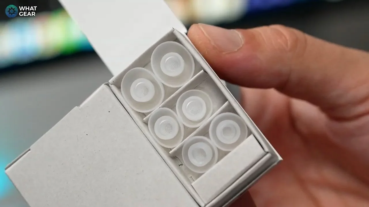 Sony LinkBuds Fit eartips.jpg
