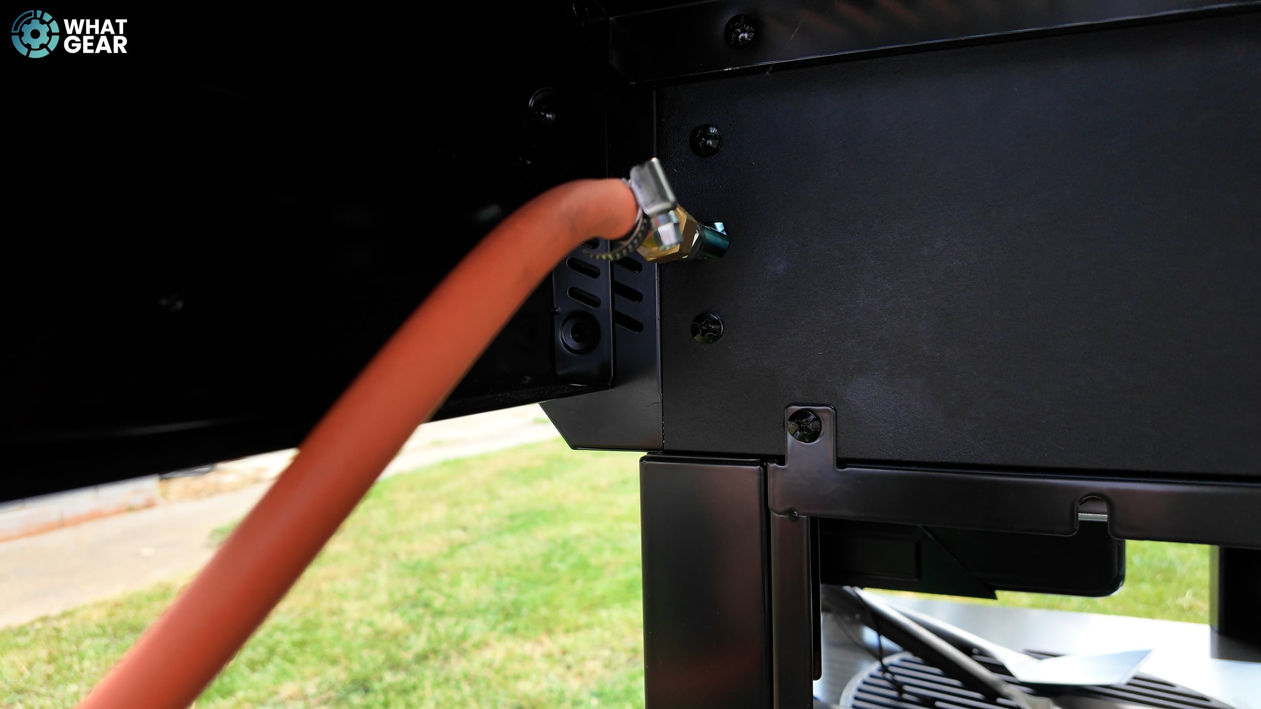 how to fit gas grill hoze easily.jpg