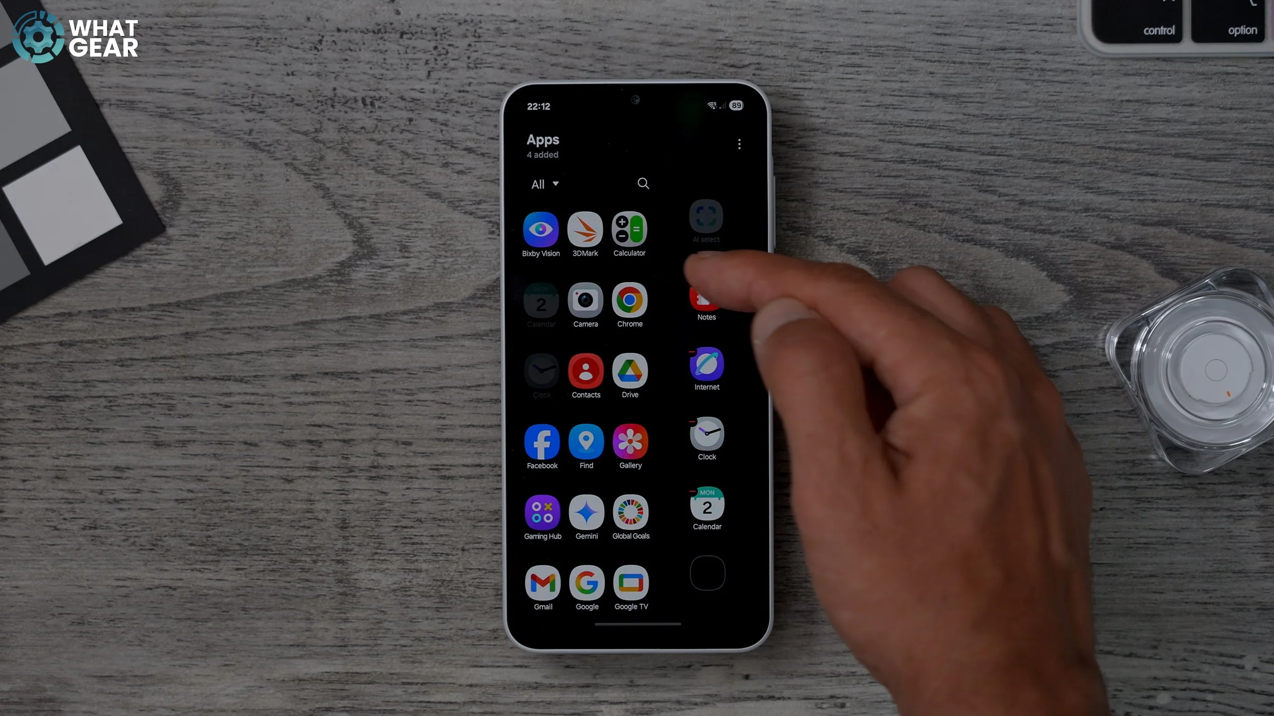 Galaxy A26 tips and tricks edge panel customise.jpg