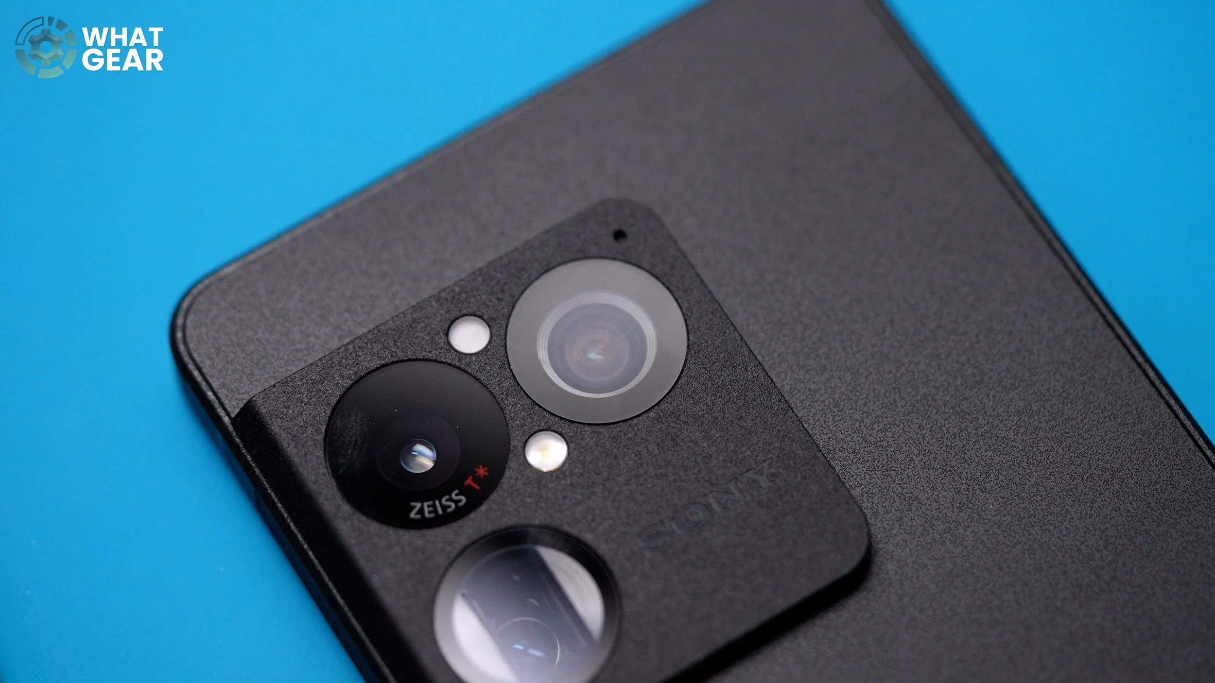 Sony Xperia 1VIII review design.jpg