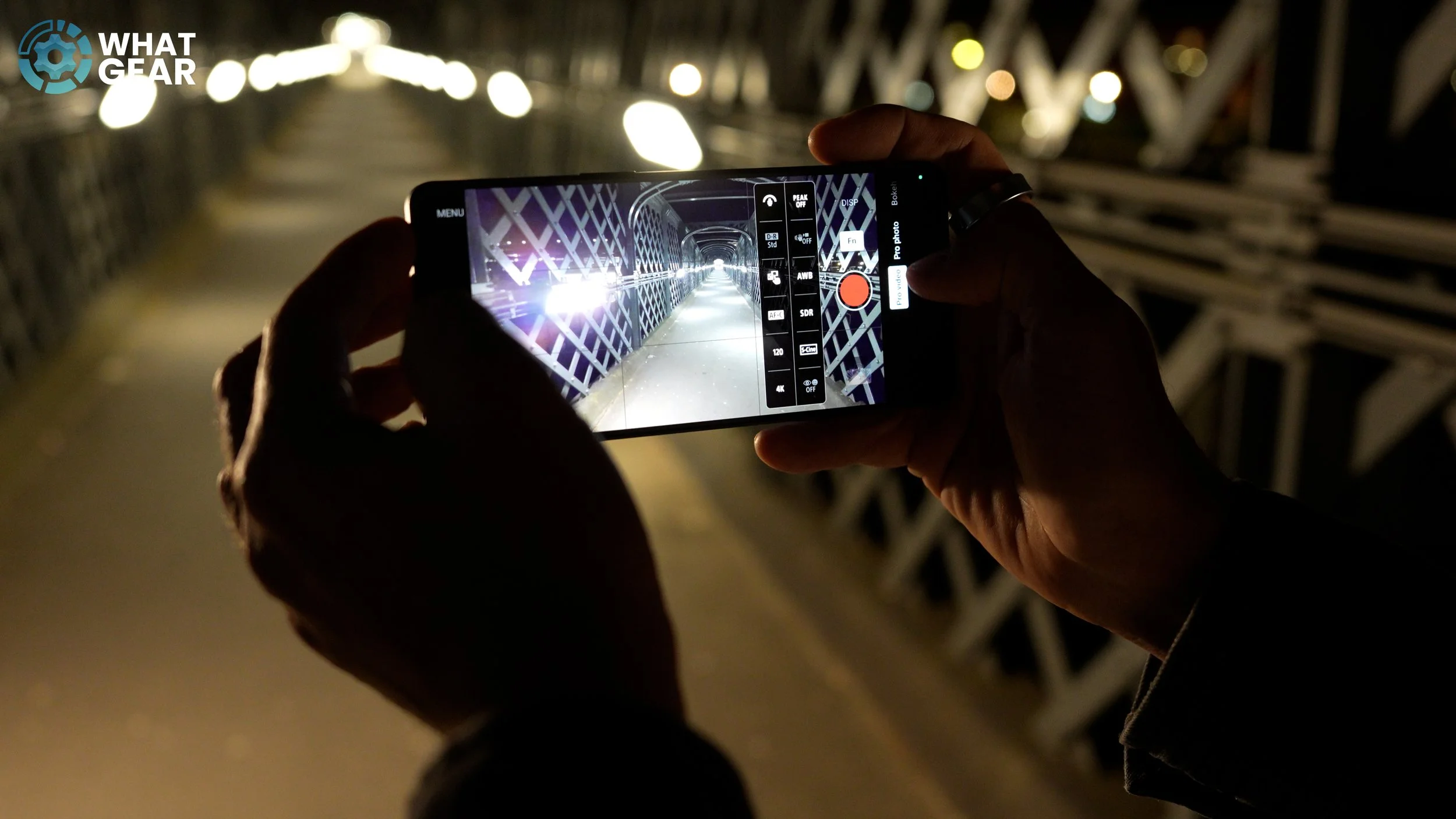 Sony Xperia 1VIII s cine tone.jpg