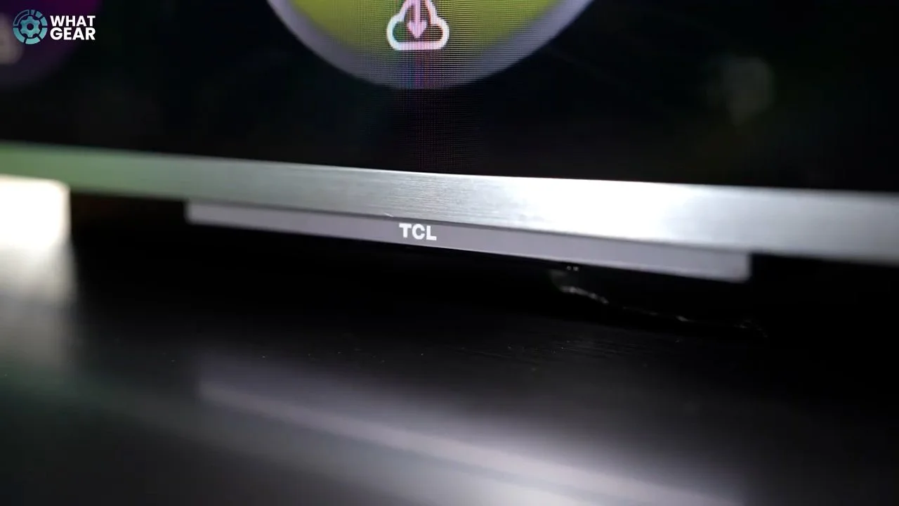 TCL C8L bezel 3.jpg