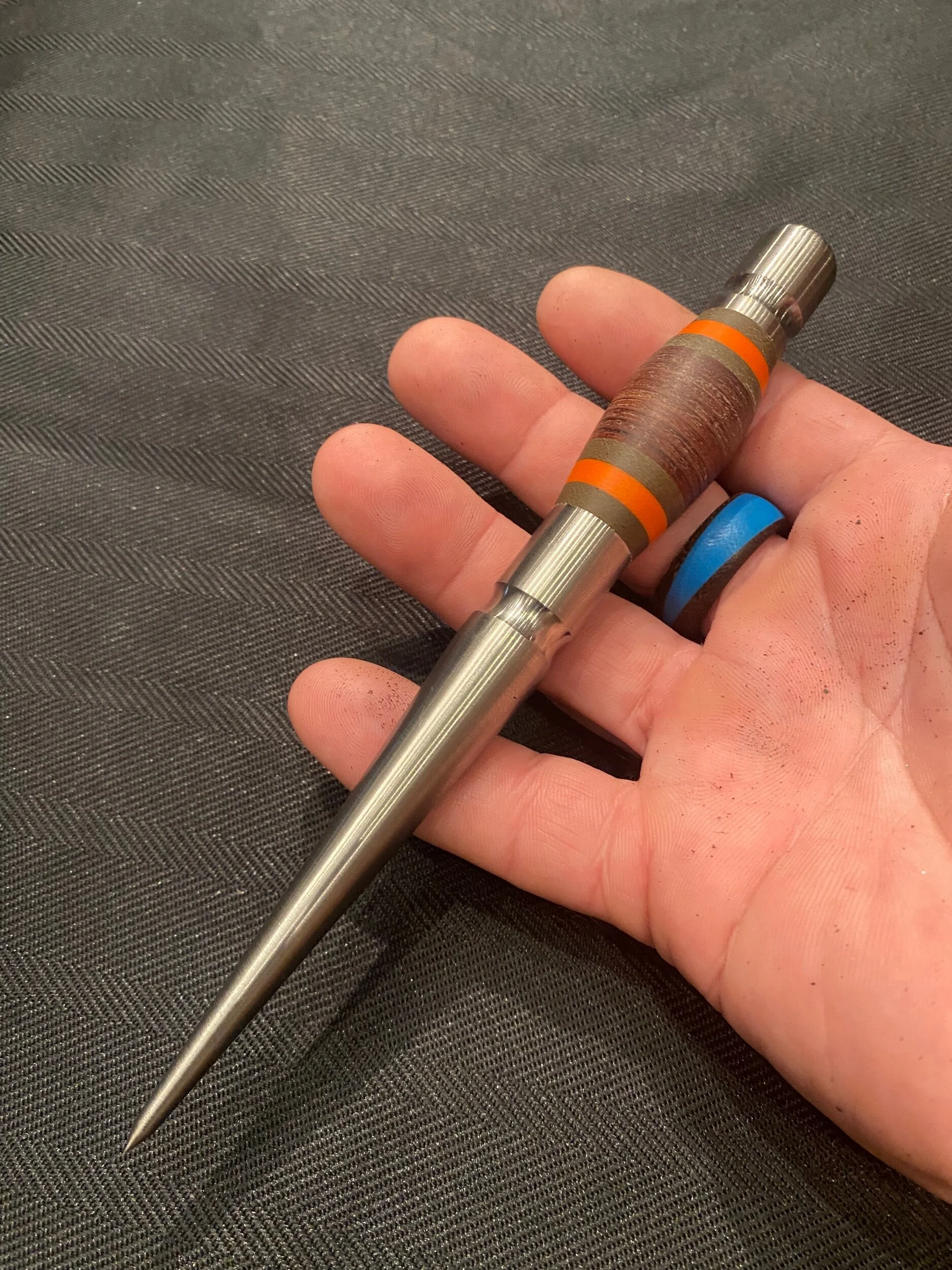 B080ED2F-B966-4E82-8818-5C541F8F3B14