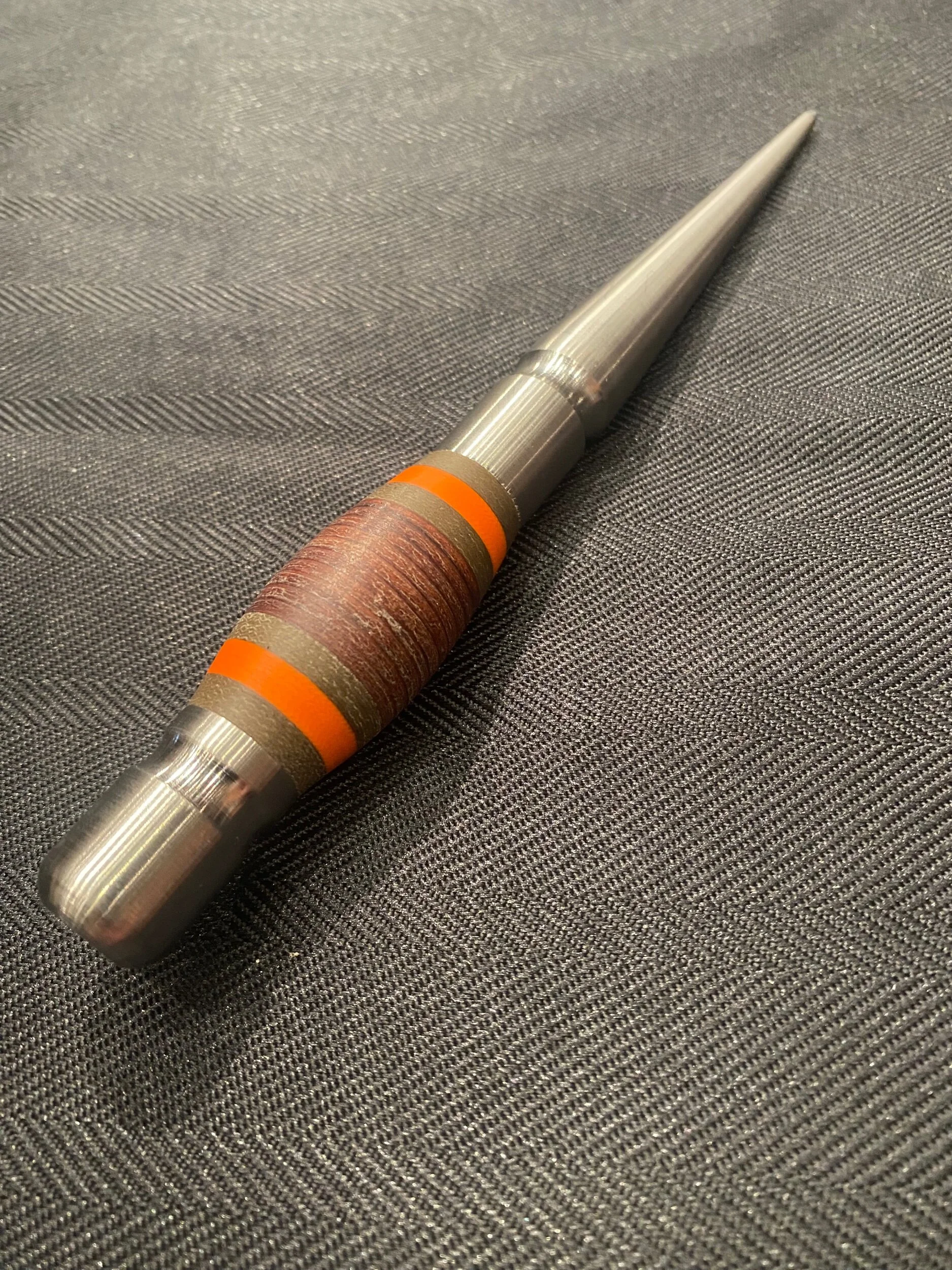 4EA106B9-9DF3-434F-B460-1CF3C8E71A2A