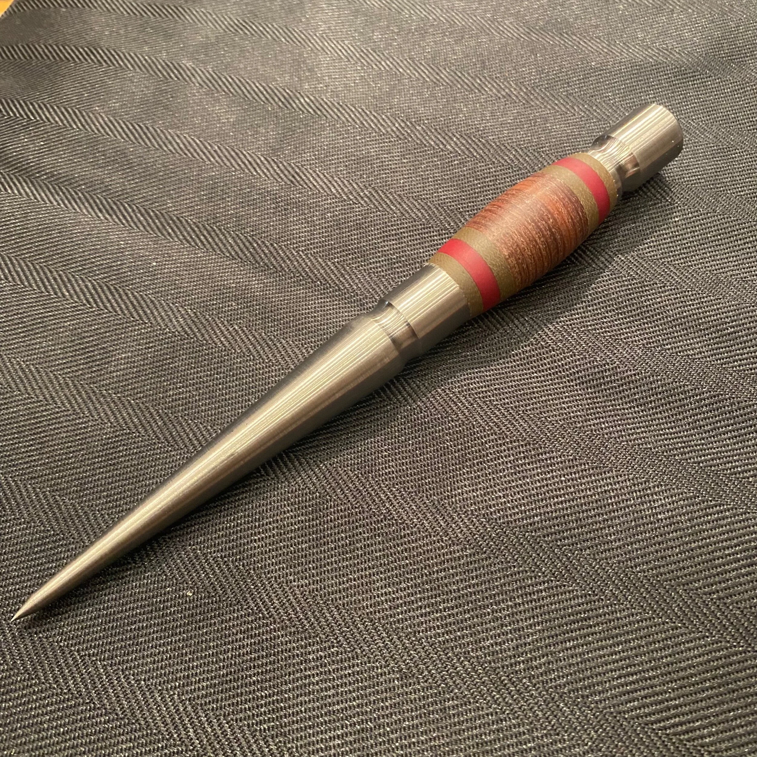 C3935F7F-23AC-423C-A27B-9944B870B5D1