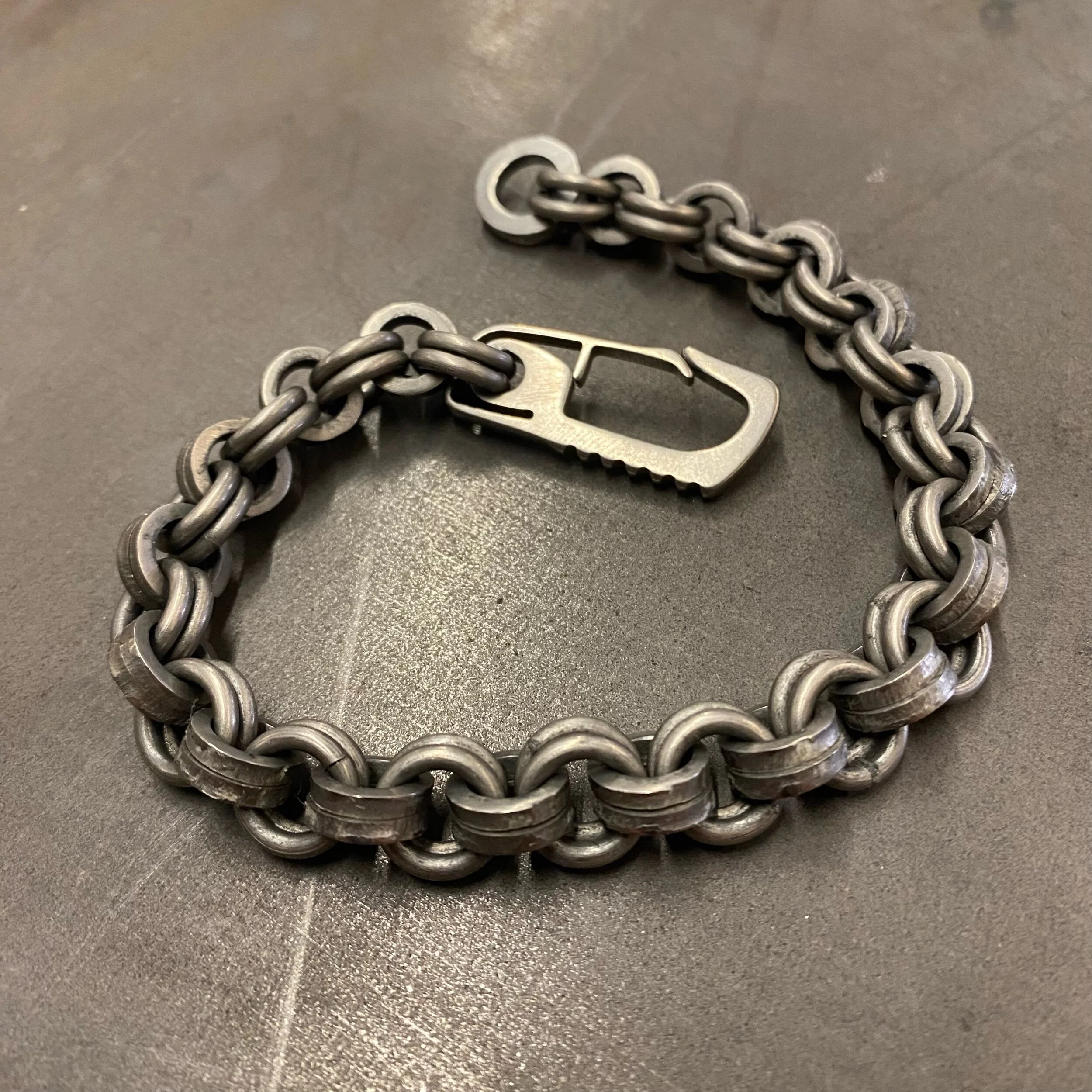 1DEFDFA3-23FA-4818-85CC-CC02E6F839C6