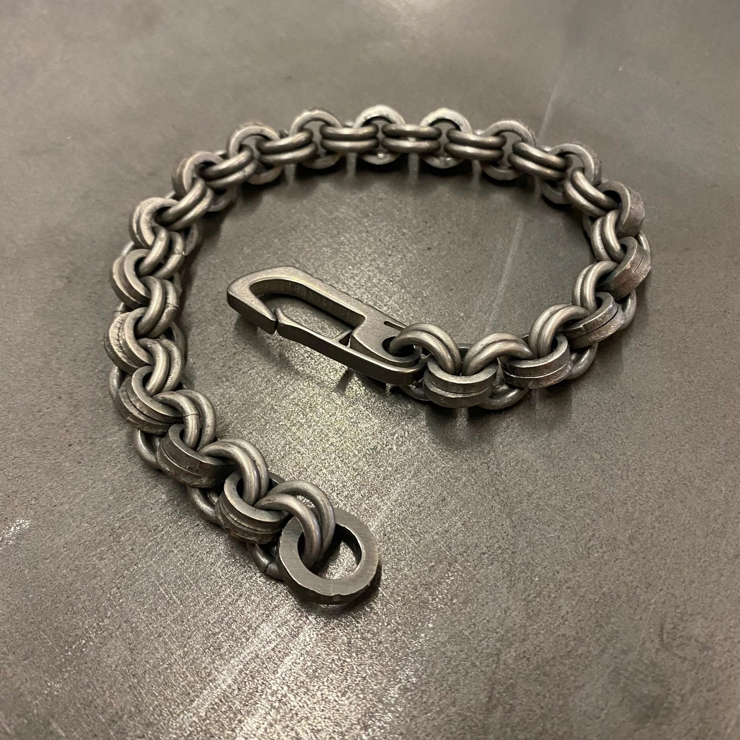 4D783EBC-96C4-4DD3-B5D1-BDC4F529AB17