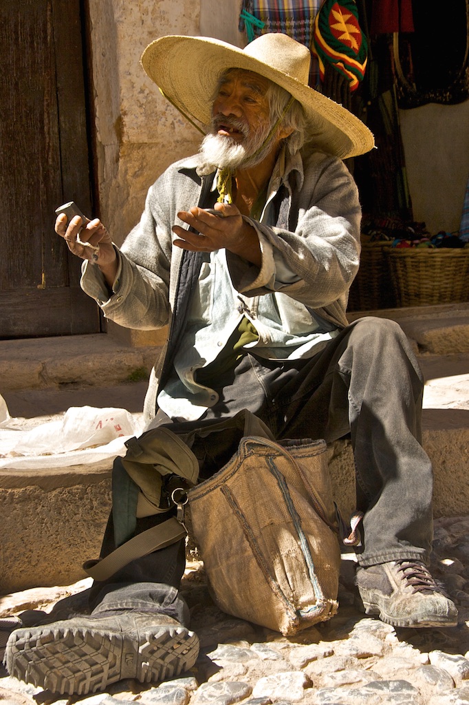 The old miner offering artefacts. Real de Catorce, Mexico.