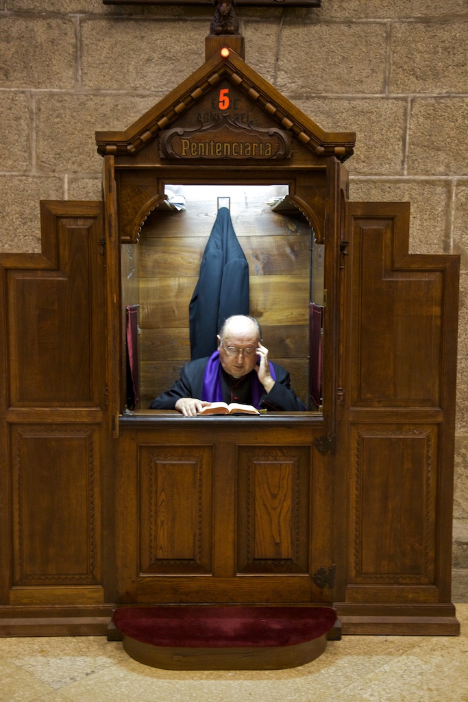 Waiting for the next confession. Santiago de Compostela, Spain.
