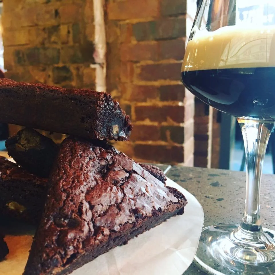 Brownies on the bar in Brewdog. Great with a beer! 