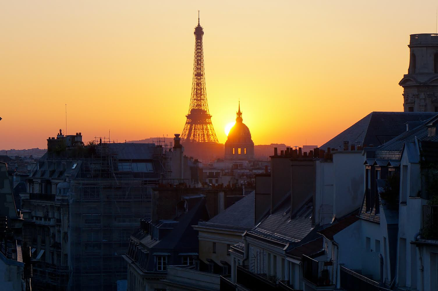  Paris at sunset  