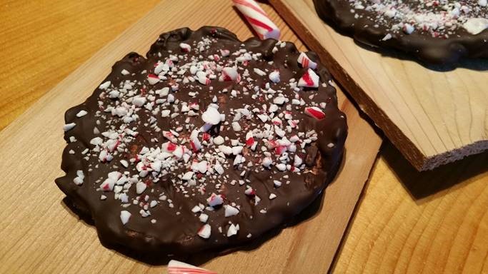 O.A.T. ChocoDRENCHED PEPPERMINT Baark .jpg