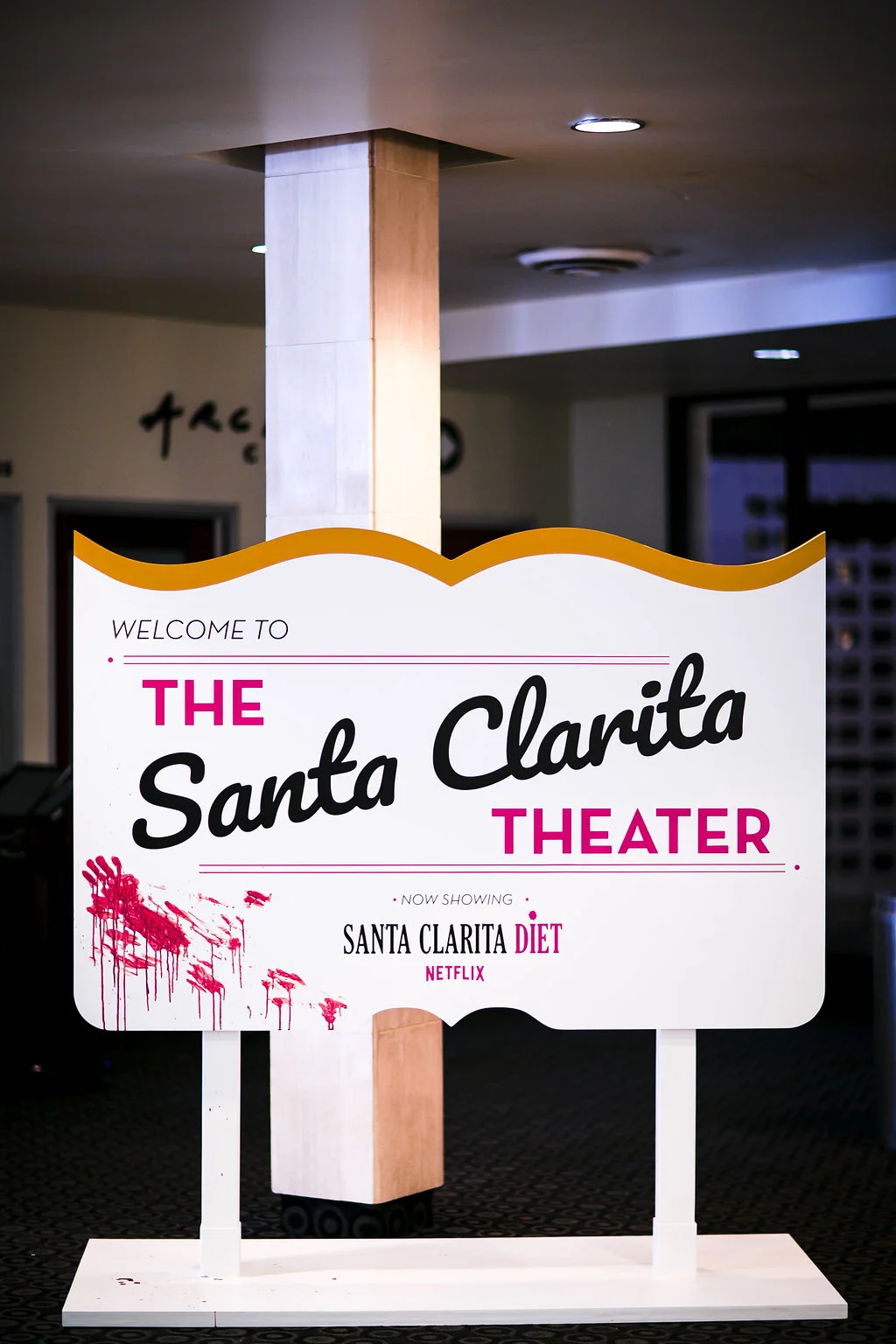 Santa_Clarita_Diet_MKG_026.jpg